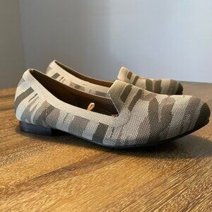 NWT Torrid Camo Slip Ons Size 8